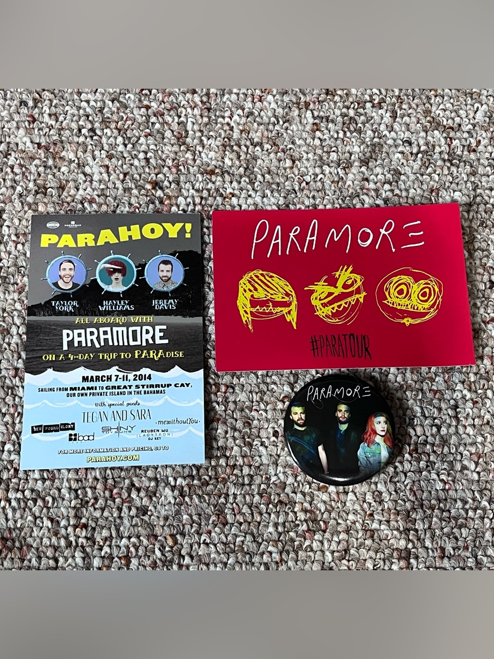 Paramore Parahoy/Self Titled Tour Post Cards With Pin